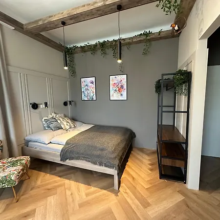 Book-a-room 34 Apartment *