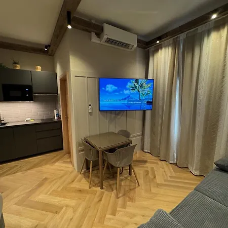 Apartment Book-a-room 34