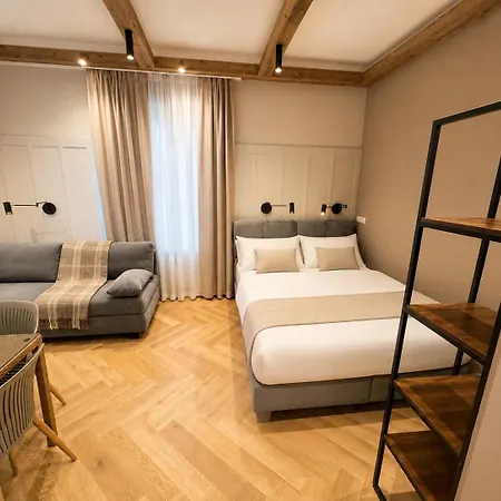 Book-a-room 34 Apartment *