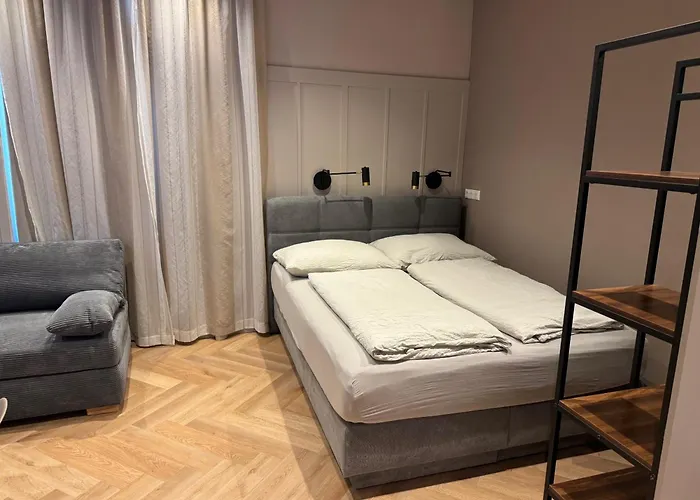 Book-a-room 34